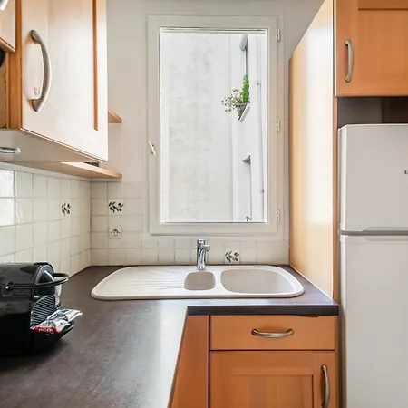 Apartment Montmartre Martyrs Paris